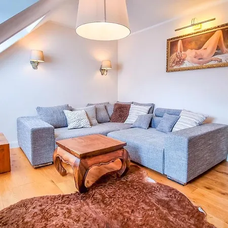 Modernes Mit Parkplatz - Klimaanlage -netflix Apartment Coburg